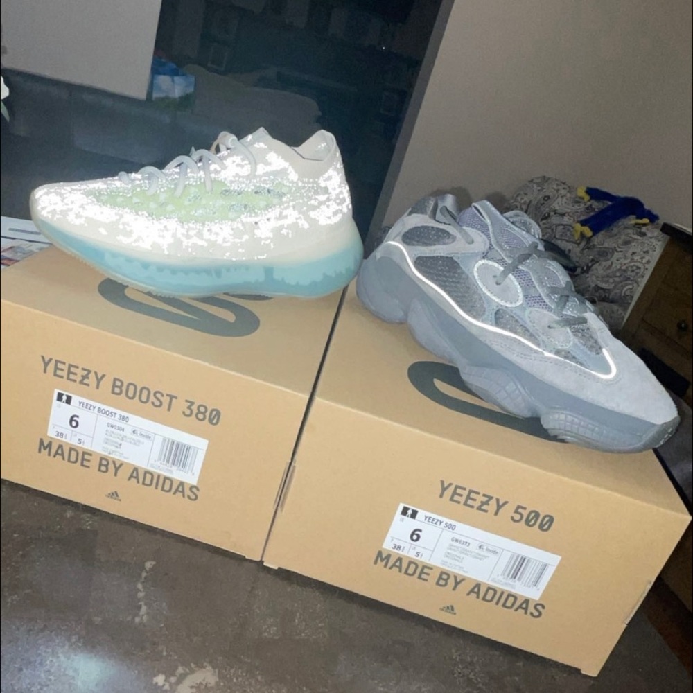 Yeezy Shoes